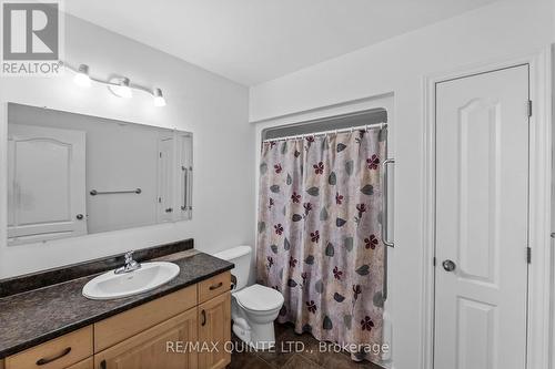 21 Gale Crescent, Belleville, ON - Indoor Photo Showing Bathroom