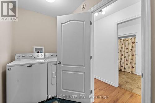 21 Gale Crescent, Belleville, ON - Indoor Photo Showing Laundry Room