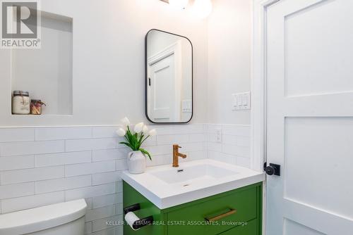 485 Lauder Avenue, Toronto (Oakwood Village), ON - Indoor Photo Showing Bathroom