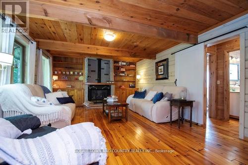 1130 Towering Oaks Trail, Kawartha Lakes (Norland), ON - Indoor Photo Showing Living Room With Fireplace