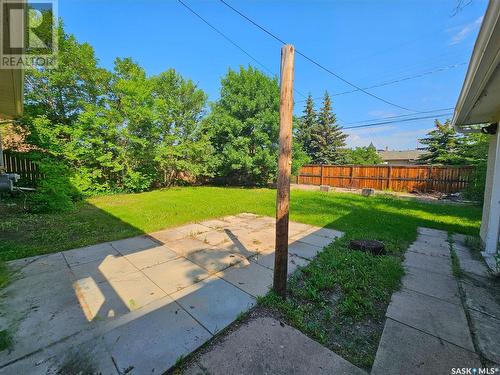 182 20Th Street, Battleford, SK - Outdoor With Backyard