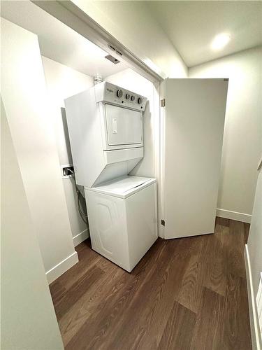 276 Dunsmure Road|Unit #1, Hamilton, ON - Indoor Photo Showing Laundry Room