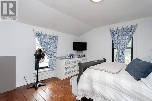 Unit 1 - 331 Erie Street, Central Elgin (Port Stanley), ON - Indoor Photo Showing Bedroom