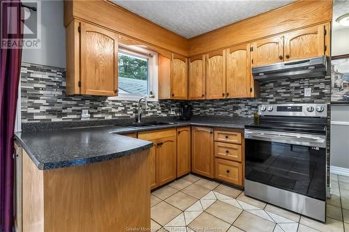 133 Dawn Cres, Moncton, NB - Indoor Photo Showing Kitchen