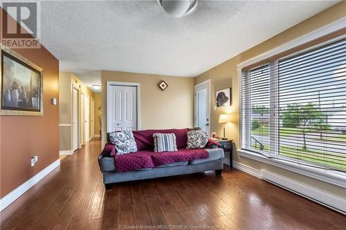 133 Dawn Cres, Moncton, NB - Indoor Photo Showing Living Room