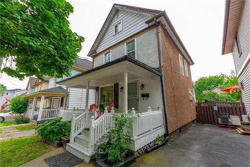 131 Ross Street, Welland, ON - Outdoor With Deck Patio Veranda