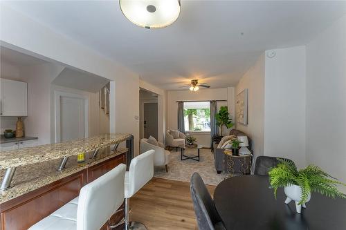 131 Ross Street, Welland, ON - Indoor Photo Showing Dining Room