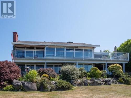 3998 Marine Ave, Powell River, BC - Outdoor With Deck Patio Veranda