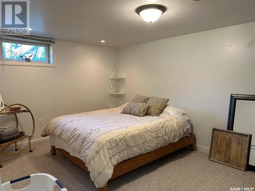 41 Dunning Crescent, Regina, SK - Indoor Photo Showing Bedroom