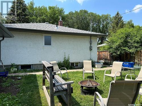 41 Dunning Crescent, Regina, SK - Outdoor