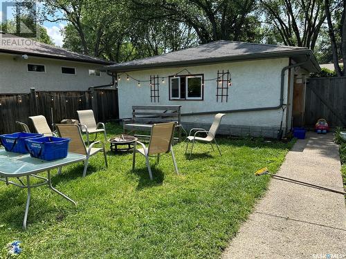 41 Dunning Crescent, Regina, SK - Outdoor