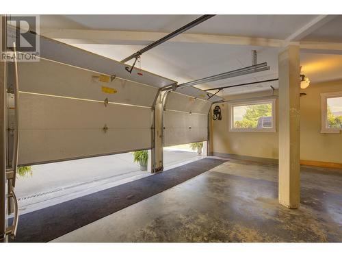 1368 Gregory Road, West Kelowna, BC - Indoor Photo Showing Garage