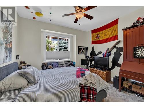 1368 Gregory Road, West Kelowna, BC - Indoor Photo Showing Bedroom