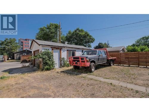 726 Coronation Avenue, Kelowna, BC - Outdoor