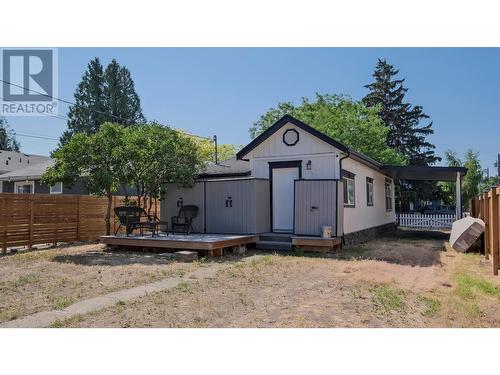 726 Coronation Avenue, Kelowna, BC - Outdoor