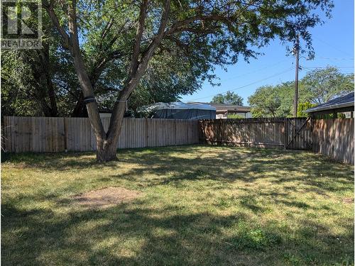 1087 Monterey Court, Kelowna, BC - Outdoor With Backyard