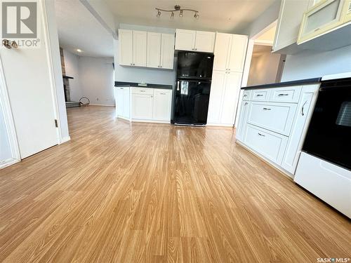 318 Orton Street, Cut Knife, SK - Indoor Photo Showing Kitchen