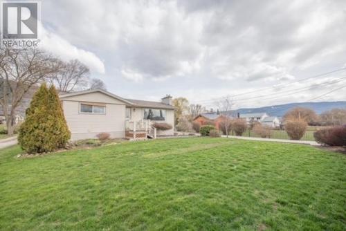 2125 Francis Street, Vernon, BC - Outdoor