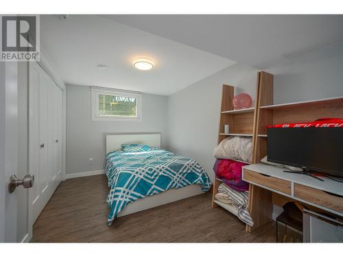 1603 Elm Street, Kelowna, BC - Indoor Photo Showing Bedroom