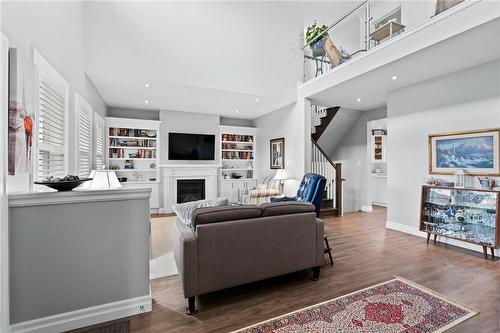 3814 Ryan Avenue, Crystal Beach, ON - Indoor Photo Showing Living Room With Fireplace