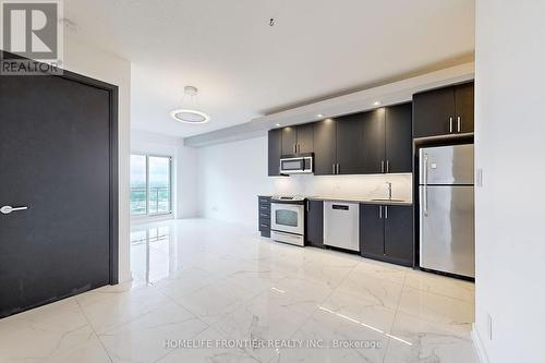 1821 - 165 Legion Road, Toronto (Mimico), ON - Indoor Photo Showing Kitchen