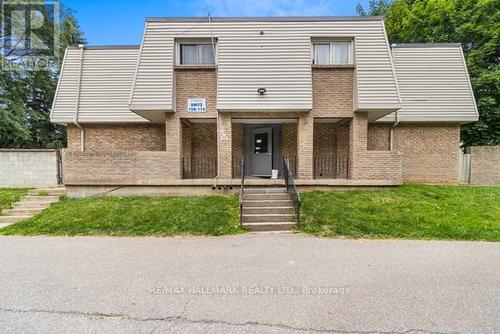 169 - 17 Old Pine Trail, St. Catharines, ON - Outdoor