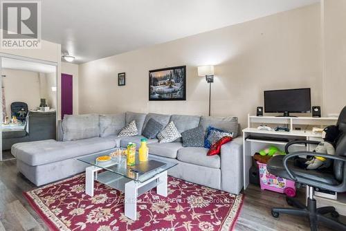 169 - 17 Old Pine Trail, St. Catharines, ON - Indoor Photo Showing Living Room