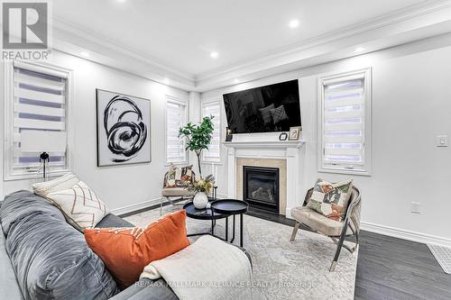 20 Westfield Crescent N, Hamilton (Waterdown), ON - Indoor Photo Showing Living Room With Fireplace