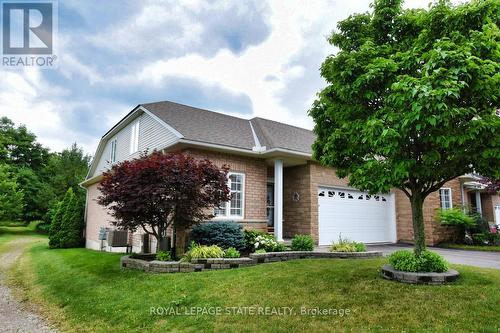 64 Gravenhurst Trail, Hamilton (Twenty Place), ON - Outdoor