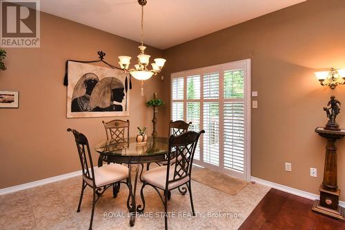 64 Gravenhurst Trail, Hamilton (Twenty Place), ON - Indoor Photo Showing Dining Room