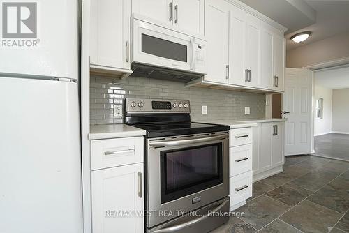 5509 Fourth Line, Erin, ON - Indoor Photo Showing Kitchen