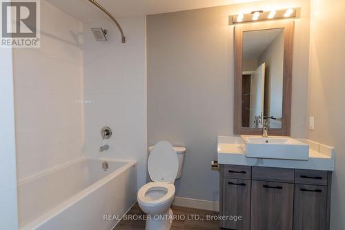 2401 - 20 George Street, Hamilton, ON - Indoor Photo Showing Bathroom