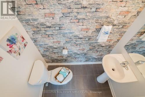 10 - 180 Howden Boulevard, Brampton, ON - Indoor Photo Showing Bathroom