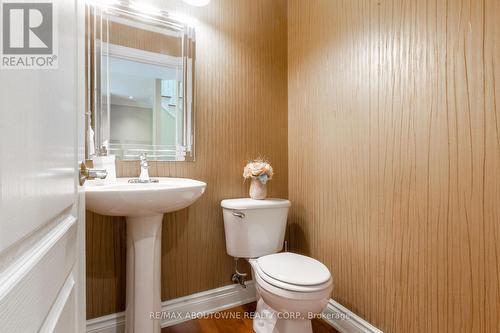 15 - 2400 Neyagawa Boulevard, Oakville, ON - Indoor Photo Showing Bathroom