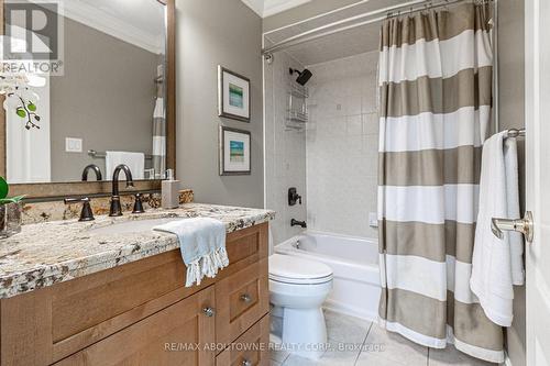 15 - 2400 Neyagawa Boulevard, Oakville, ON - Indoor Photo Showing Bathroom