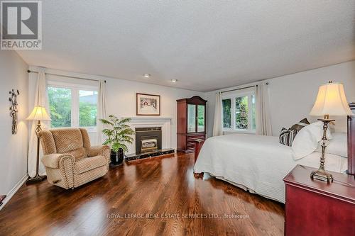 1457 Postmaster Drive, Oakville, ON - Indoor With Fireplace