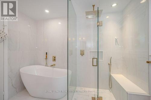 1457 Postmaster Drive, Oakville, ON - Indoor Photo Showing Bathroom