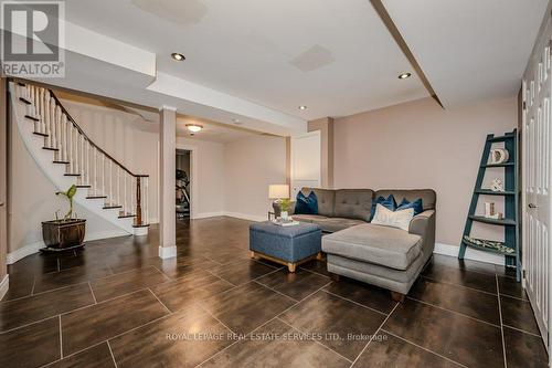 1457 Postmaster Drive, Oakville, ON - Indoor