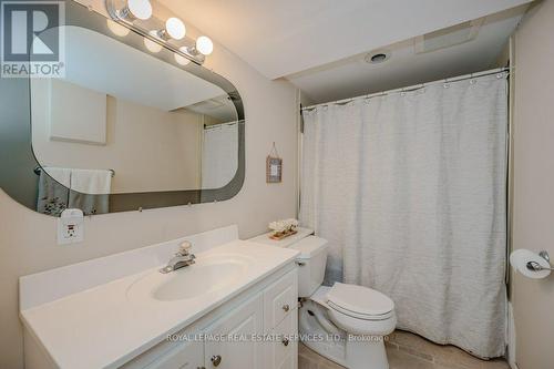 1457 Postmaster Drive, Oakville, ON - Indoor Photo Showing Bathroom