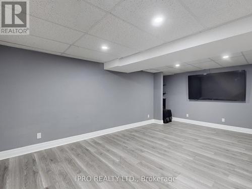 65 Seaton Drive, Aurora (Aurora Highlands), ON - Indoor Photo Showing Basement