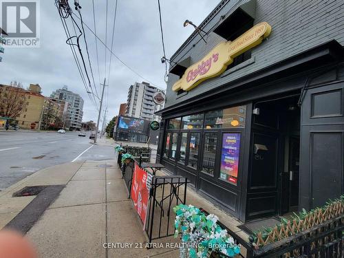 383 Eglinton Avenue E, Toronto (Mount Pleasant East), ON 