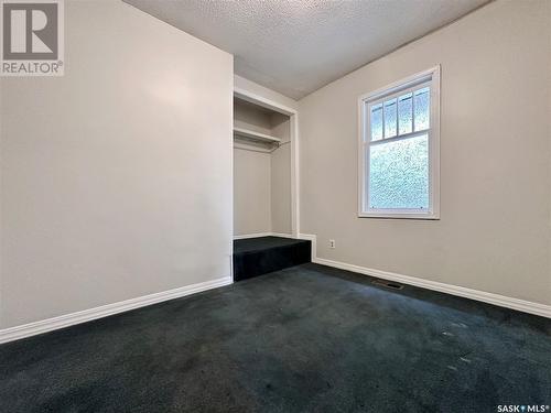 1210 Robinson Street, Regina, SK - Indoor Photo Showing Other Room