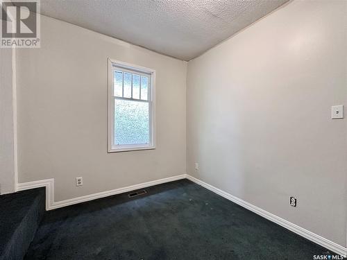 1210 Robinson Street, Regina, SK - Indoor Photo Showing Other Room