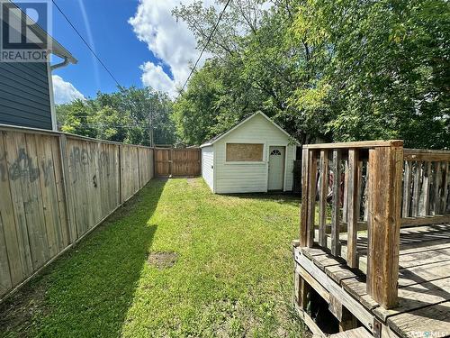 1210 Robinson Street, Regina, SK - Outdoor