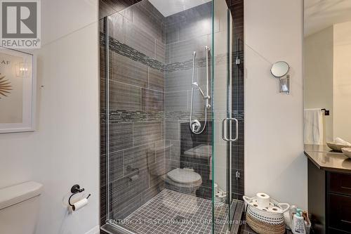 998 Gleneagle Trail, London, ON - Indoor Photo Showing Bathroom