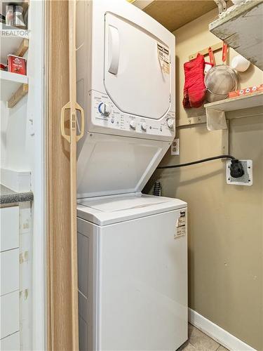 451 Murphy Road, Saint-Norbert, NB - Indoor Photo Showing Laundry Room