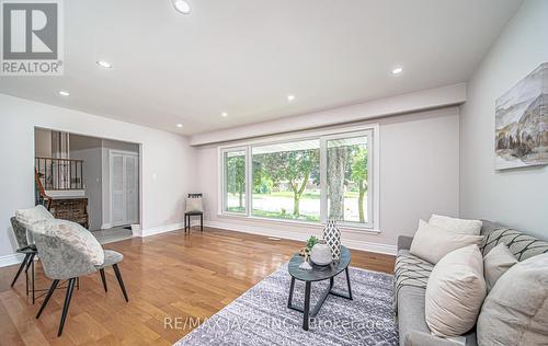 75 Tidworth Square, Toronto (Agincourt South-Malvern West), ON - Indoor Photo Showing Living Room