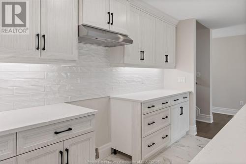 152 Reed Street, Essex, ON - Indoor Photo Showing Kitchen