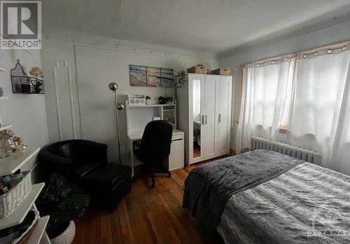 88-90 Goulburn Avenue, Ottawa, ON - Indoor Photo Showing Bedroom