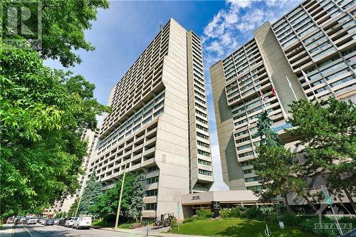 500 Laurier - 500 Laurier Avenue W Unit#1509, Ottawa, ON - Outdoor With Facade